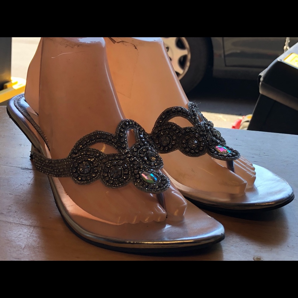 Royal Girl Women's T-Strap Beaded Rhinestone Flat Sandals Dress  Shoes